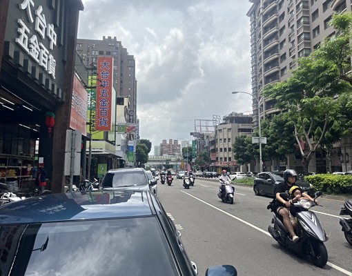 文心崇德捷運2房1廳1衛全新高檔裝潢/可租補/陽台 - Image 13