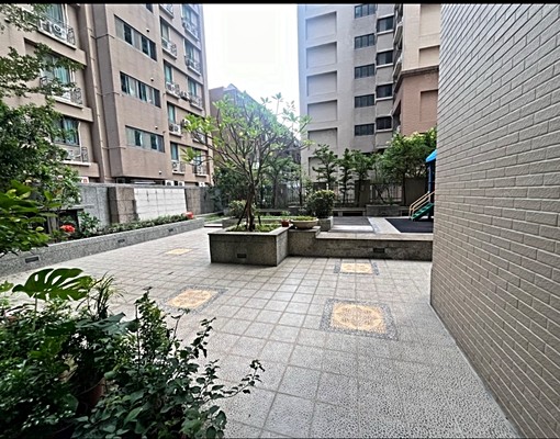 近高鐵站含平車含管理費溫馨三房邊間超大露台採光戶可養寵 - Image 10