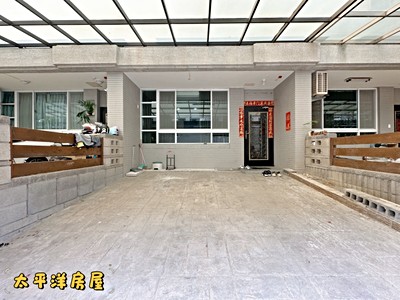 🏡【空手道房仲】管理社區稀有臨路透天｜前院停車｜馬上可住