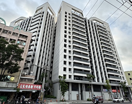 精品出租~聯上捷運之星2房車位 - Image 3