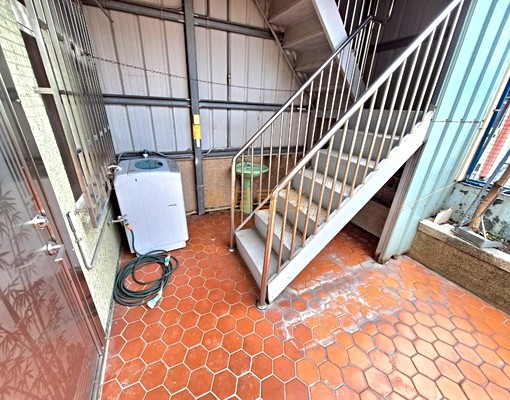 兆基🏡西區二中東興住辦兩層樓附頂加倉儲 - Image 10