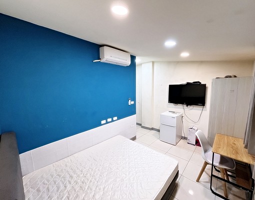 ★新屋★戶數少★雙門冰箱★玄關★獨洗★子母車★靜巷★歌劇院★ - Image 1