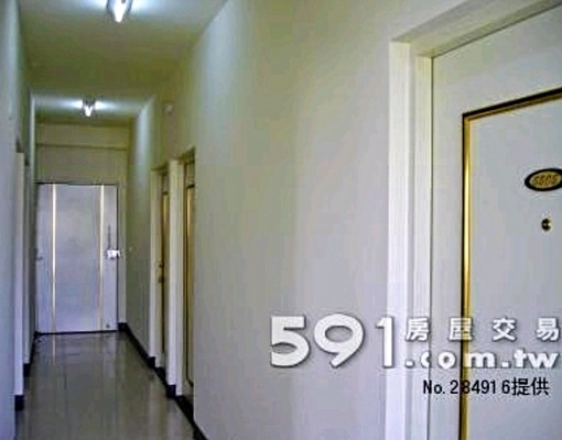 優質社區電梯學生套房(六路六街綠寶石) - Image 1