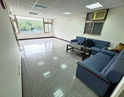 敦信💛新莊運動中心創業二樓工作室💛 - Image 1