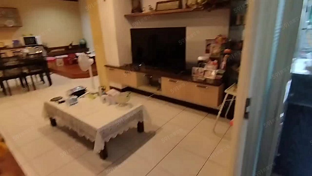 東門帝國*景觀4房*平面車位*可租補*忌寵拜*含家具家電 - Image 1