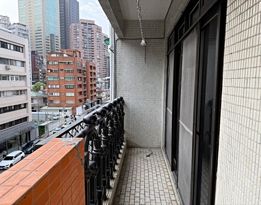 地點超棒超級獨家大安區樂利路華廈 - Image 5