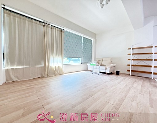 🌹美業工作室🌹可租補+有冷氣+沙發+獨立浴室+台電 - Image 2