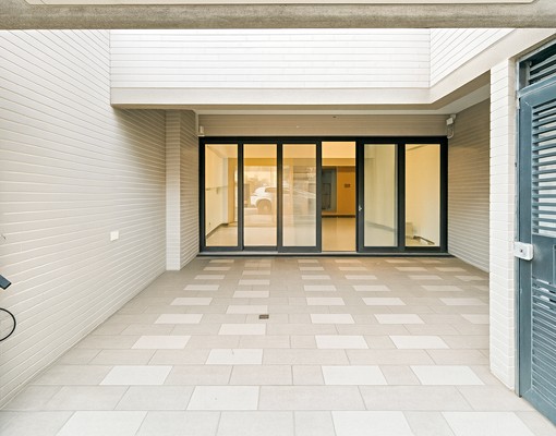 🔸安平區稀有電梯別墅|整棟出租|可住可辦皆宜 - Image 1