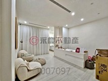 進化北路北屯國小市場旁|正..