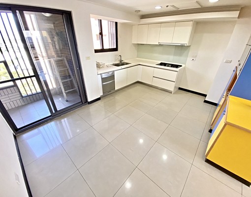 🔥大四房🔥現況出租🔥視野戶🔥高樓層🔥 - Image 4