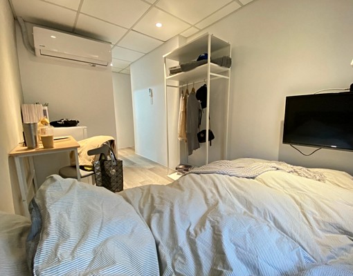 板南捷運站優質分租套房 - Image 3