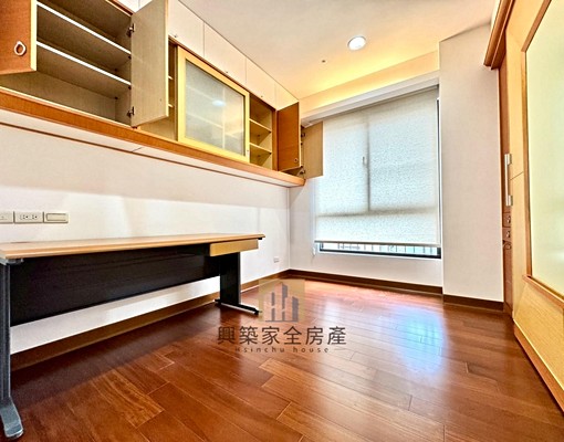 ⛩️高鐵特區/大坪數可寵/可報稅/4+1房/雙車位 - Image 3
