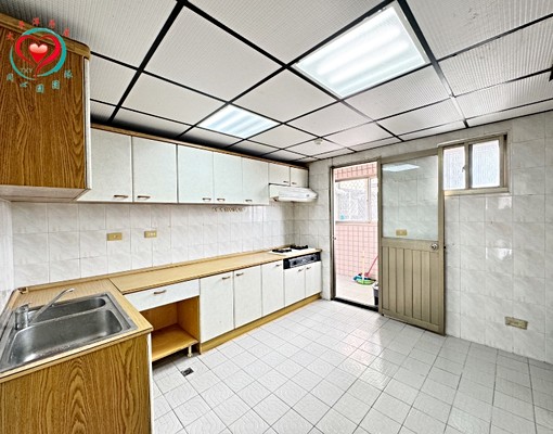 鶯歌美基天地邊間大四房可租補✨ - Image 12