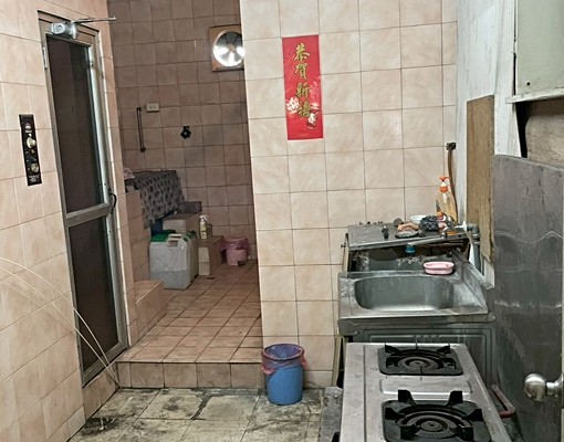 ✨近和東國小黃金店住✨菜市場旁✨近楓康、富宇大樓、史丹福 - Image 6