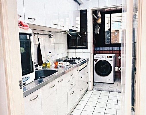 3房近三和國中捷運+雙陽台採光佳、全配宅 - Image 6