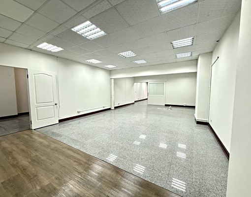 🌏大面寬/一樓門面/文教商圈稀有釋出🌏 - Image 6