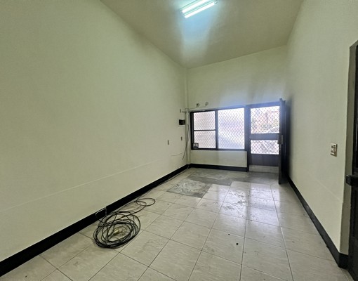 新興駁二近輕軌捷運住家工作室可寵2房📞愛窩 - Image 3