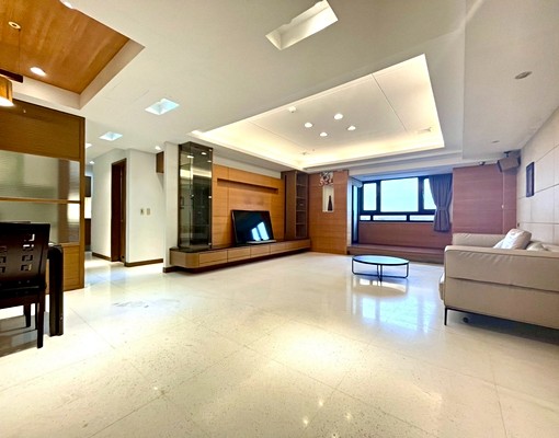 🏡裝潢新採光四房兩衛/大坪數/高樓景觀/車位洽🏡 - Image 2