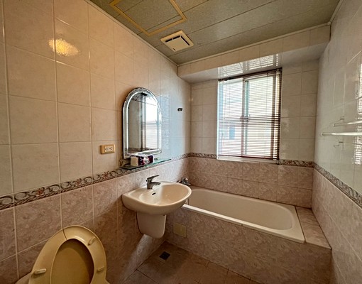 北區太子龍公園南路臨安路高樓層景觀宅4房平車 - Image 10