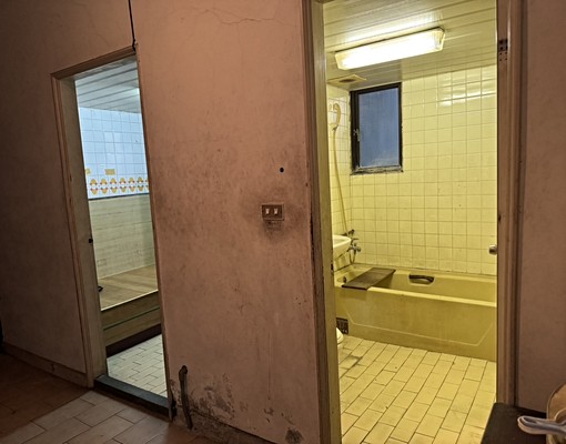 <高雄車站建國商圈>1-3樓+地下室金店面 - Image 8