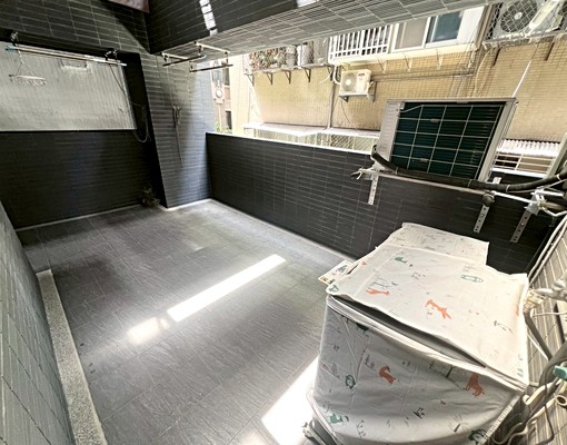 🏡中山國小.晴光商圈/新裝潢採光三房兩廳含露臺/代收垃圾 - Image 14