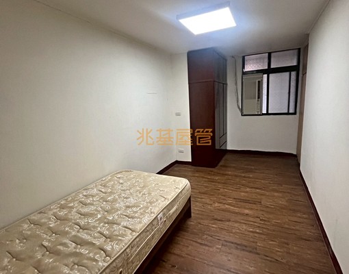 兆基社會住宅🏡七堵市場旁美三房👍� - Image 4