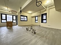 青心路ツ青埔高鐵『站前新銳..