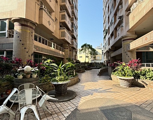 屏東大學附近電梯7樓3房 - Image 1