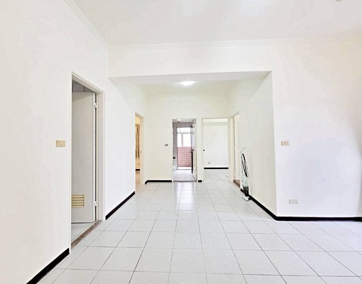 可租屋補助丨福德凱旋明亮大三房丨生活機能佳【住商小睿】 - Image 4