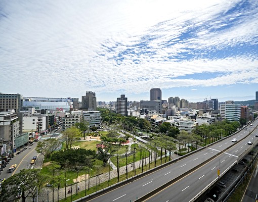 租💖行政區文教區近巨城面公園中央路敦煌5房3衞可寵💖 - Image 7