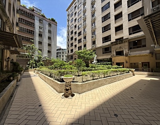 可申請補助入戶籍報稅新莊榮富國小公園旁音樂歐洲社區 - Image 1