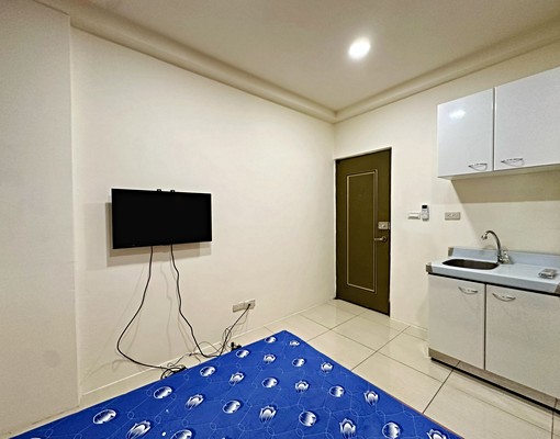 ［套房］近捷運三重國小站．生活機能好．簡單入住 - Image 2