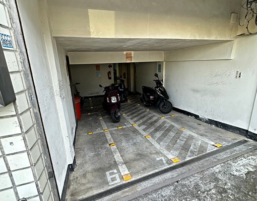 近山仔頂工業區獨立陽台洗衣機開窗套房垃圾集中可補助入戶籍 - Image 7