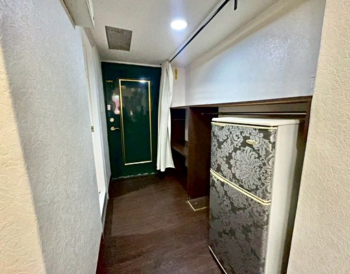 中山區電梯14樓獨立套房可租補!免仲介費!台水電! - Image 6