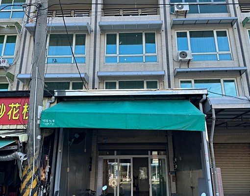 蚵仔寮觀光景點透天店面 - Image 1