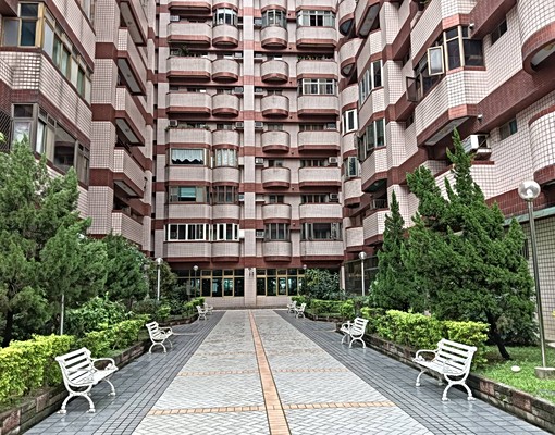 香格里拉分租雅房-可租補 - Image 1