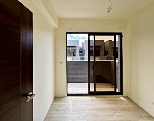 台積宅🏠一樓停車傢俱電可談🏠社區專家小廷 - Image 7