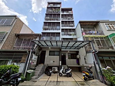 我是承辦專任彤彤👑大降308萬年底置產中醫商圈滿租23大套