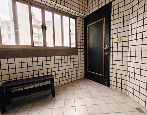 🔥北屯近崇德文心捷運站3房車位👍可租補👍可入籍🔥 - Image 2