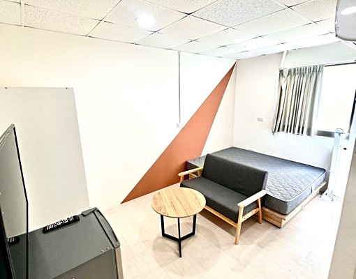 近中原大學採光佳熱門可貓電梯房🐱✨代收垃圾｜獨洗 - Image 3