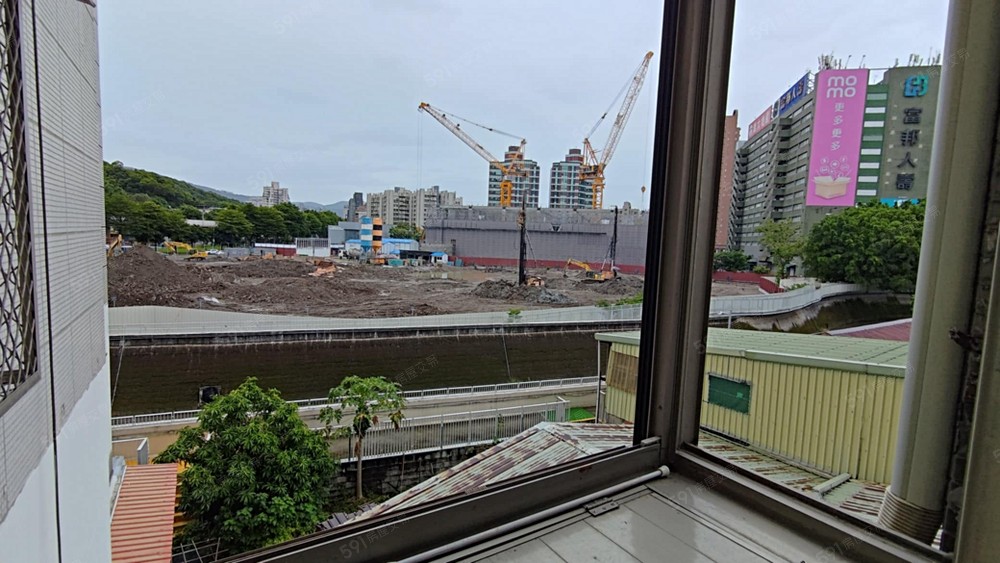 奇岩站300公尺電梯華廈可申請租屋補貼 - Image 1
