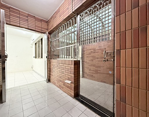 ★明志路三段電梯華廈一樓★免收服務費★可申請租金補助★可入籍 - Image 6