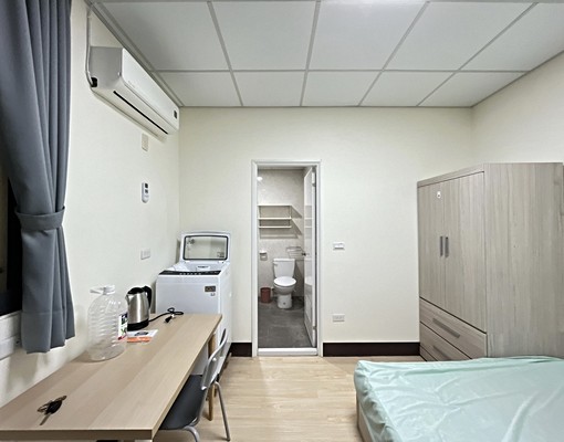 福安六街全新整理美套全包含水電5元雙面採光!!!! - Image 3