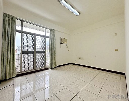 近善糖國小➪屋況良好透天車墅5房/可租補戶籍/員工宿舍 - Image 7
