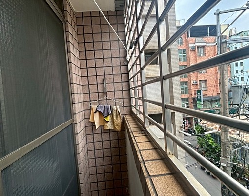 東海商圈/房東自租免仲/可租補/歡迎月租/多間可選 - Image 2