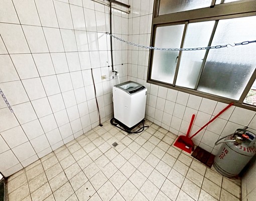 近捷運新店區公所【超值3房2廳】可補助★有廚房★採光優 - Image 5