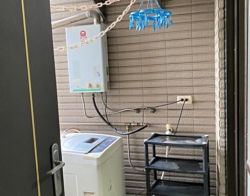 龍山路2段電梯採光套房(近山佳國小)(屋主自租)禁菸 - Image 2