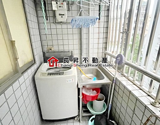 信義安和~優質社區~高樓正三房~含管可寵 - Image 12