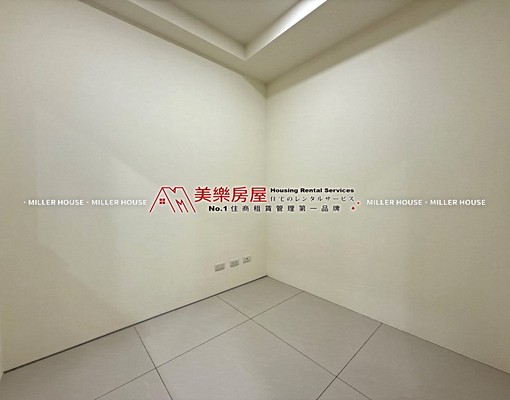 美樂*北門*近北車*有陽台*正三房*屋齡新*家具可談*屋況佳 - Image 4
