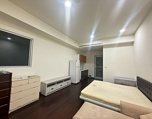 走路到高鐵上班超近的大套房～傢俱家電全具備～租金含管含車位 - Image 1